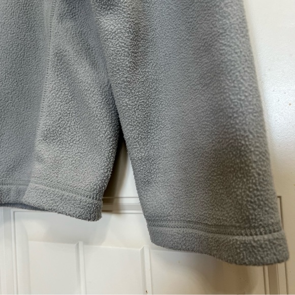 The North Face Mens Quarter Zip Fleece Pullover in Gray, Size M - Picture 4 of 8